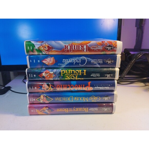 Disney Classic Animated Films Lot of 6 Clamshell VHS - Black Diamond - Picture 3 of 7